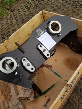 Bracket/ Schwenkoberteil/ överdel EC226 CC480,Ø80,B308